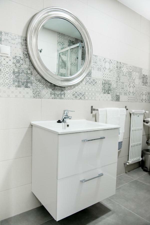 Apartament Emperatriz Deluxe Grenada Zewnętrze zdjęcie